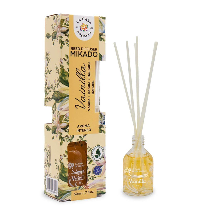 La Casa de los Aromas Vanilla Reed Diffuser product images and lifestyle scenes