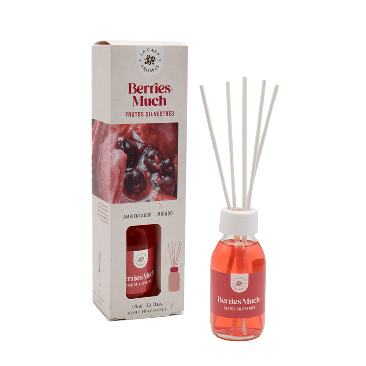 La Casa de los Aromas Berries Much Reed Diffuser product images and lifestyle scenes