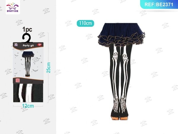 Medias negras con huesos para Halloween