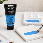 Tinta acrílica azul celeste