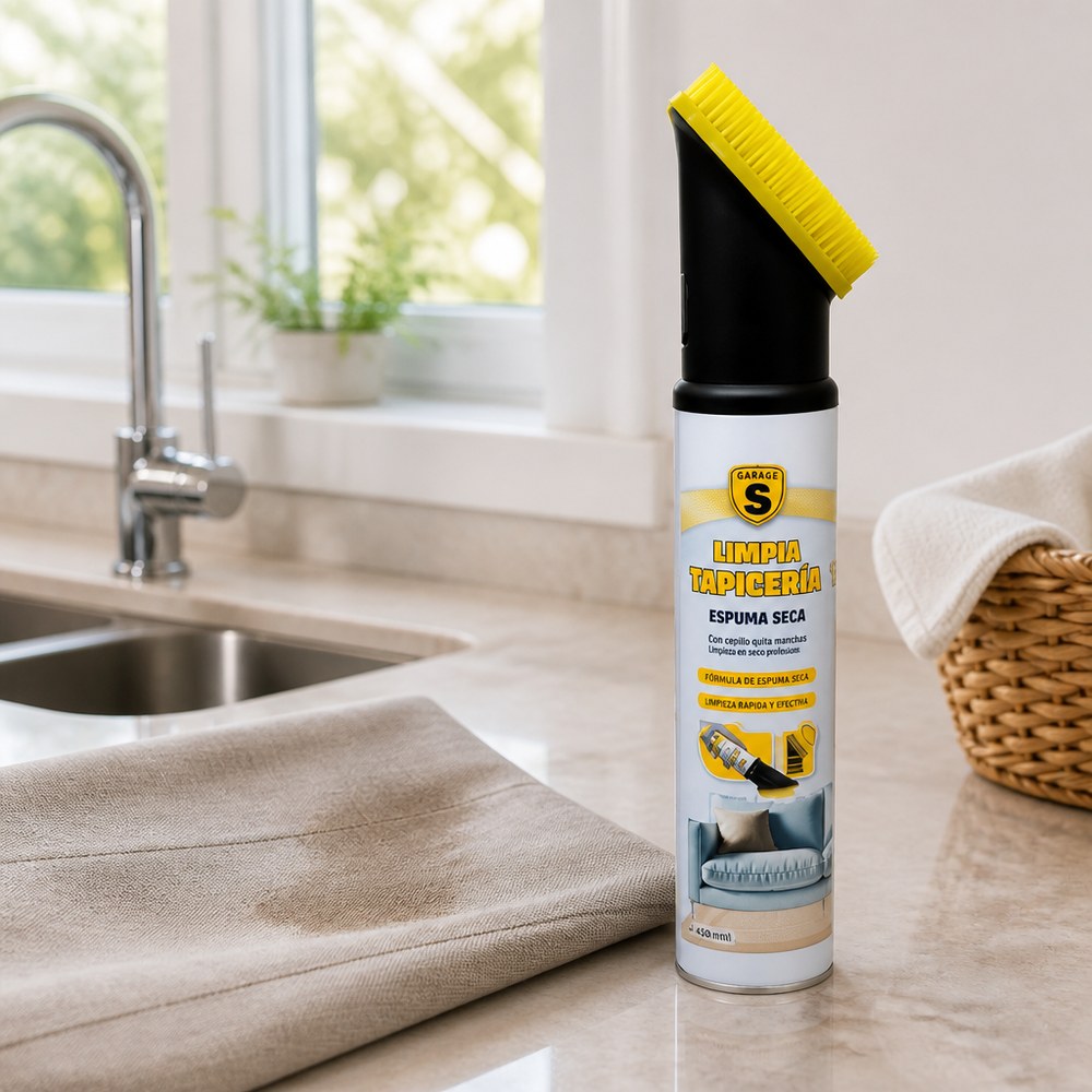 Supra Upholstery Cleaner 450 ml | Dry Foam | Integrated Brush